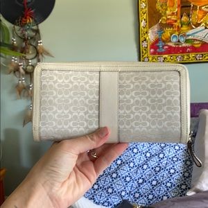 Coach wallet